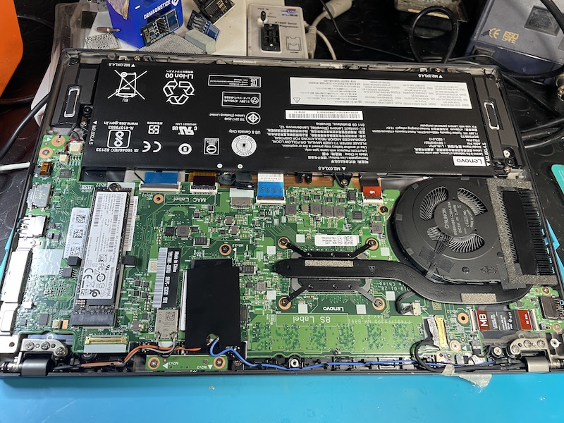 assistenza lenovo vomero